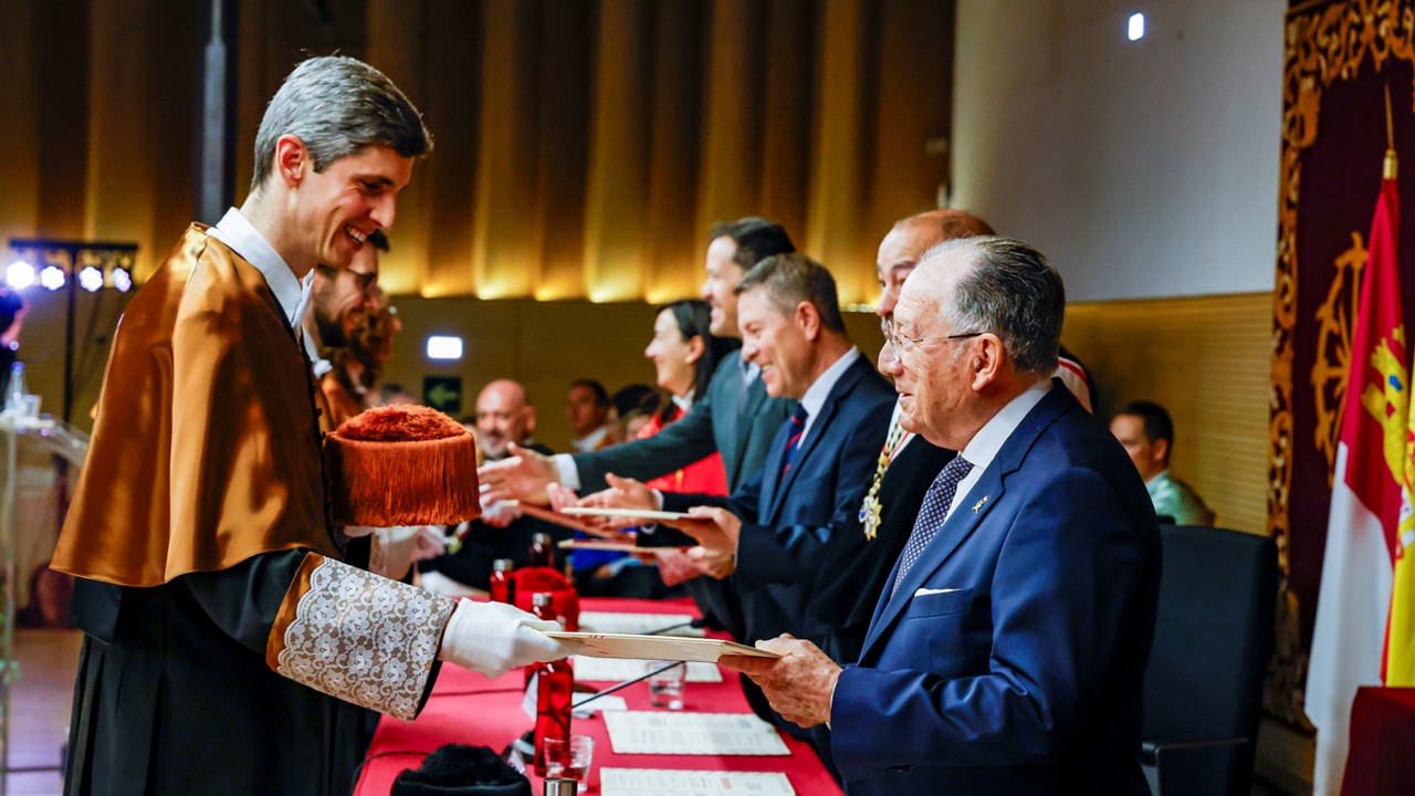 25-01-30_premioextraordinario_luis