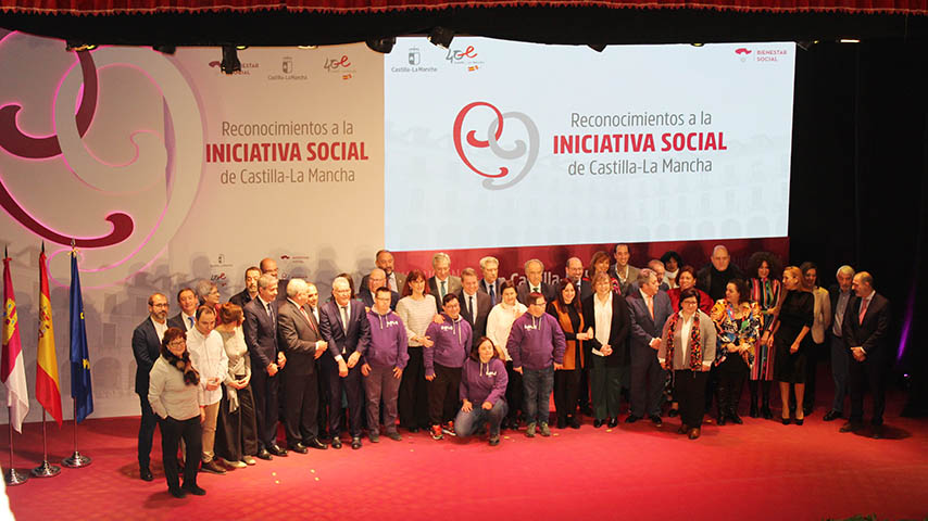 Premio Reconocimiento a la Iniciativa Social de Castilla-La Mancha, en el área de voluntariado, a la Fundación General de la UCLM.